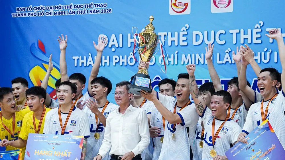 Hàng nghìn CĐV phủ kín, Chánh Hưng Thái Sơn Nam đoạt HCV futsal Đại hội TDTT TPHCM