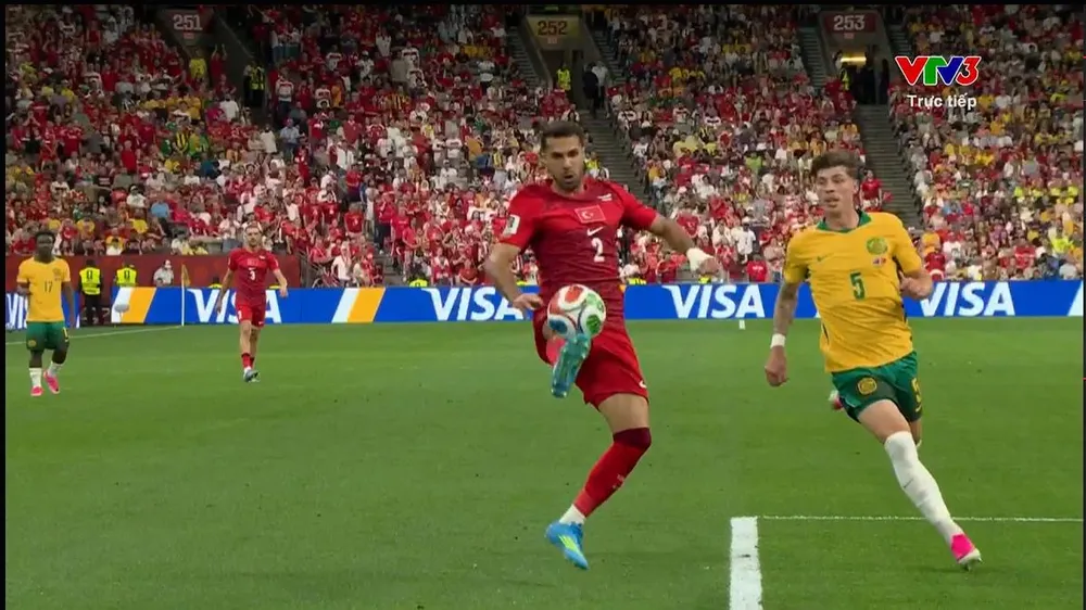 Các cầu thủ Thổ Nhĩ Kỳ thất bại trong ngày trở lại World Cup sau 24 năm. ẢNH: VTV 