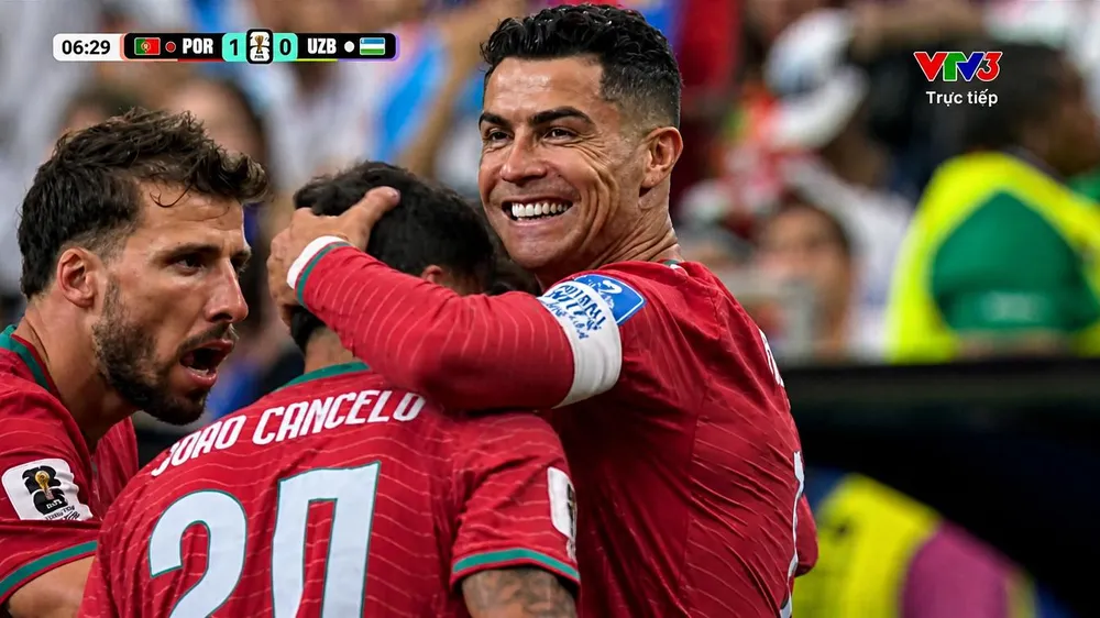 Cristiano Ronaldo trở thành cầu thủ đầu tiên ghi bàn ở 6 kỳ World Cup liên tiếp. ẢNH: VTV 