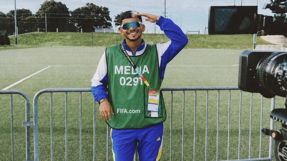 FIFA Blogger Nguyễn Nam Hiếu tác nghiệp tại World Cup 2026. ẢNH: NVCC