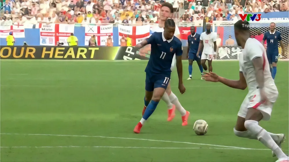 Michael Olise của tuyển Pháp trở thành cầu thủ có nhiều kiến tạo nhất tại một kỳ World Cup. ẢNH: CHỤP MÀN HÌNH VTV 