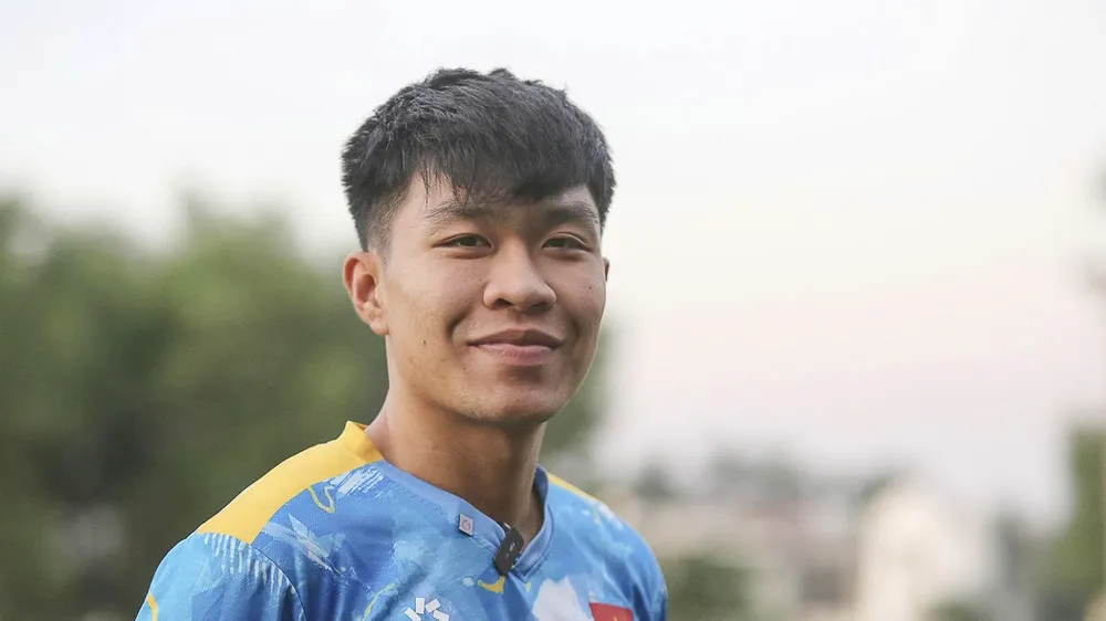 Trung vệ Phạm Lý Đức tự tin trước cuộc tái đấu với U23 Philippines. ẢNH: NHẬT ĐOÀN