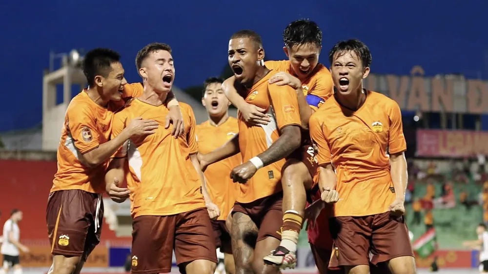 HAGL thắng trận đầu tiên tại V-League 2026-2027. ẢNH: MINH TRẦN 