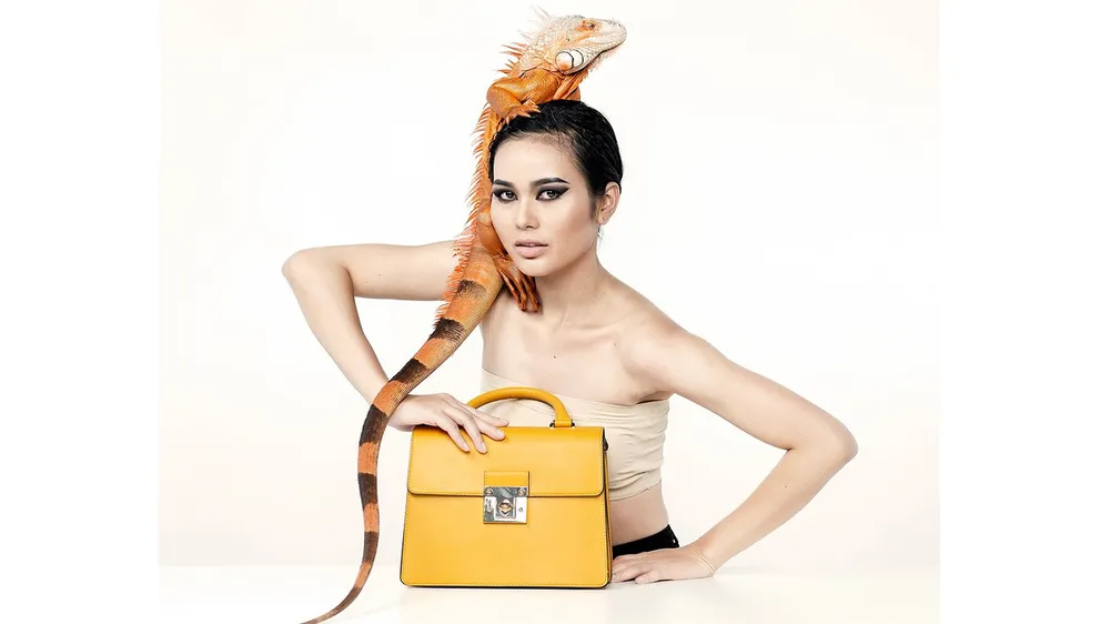 Ngắm bộ ảnh ấn tượng top 10 The Face Vietnam 2018 chụp cùng bò sát