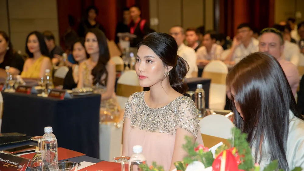 Lan Khuê chọn đại diện Việt Nam tham dự Miss Charm International 2020