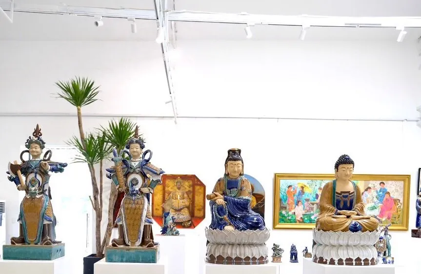 Triển lãm tranh và gốm “Châu Á bí ẩn”