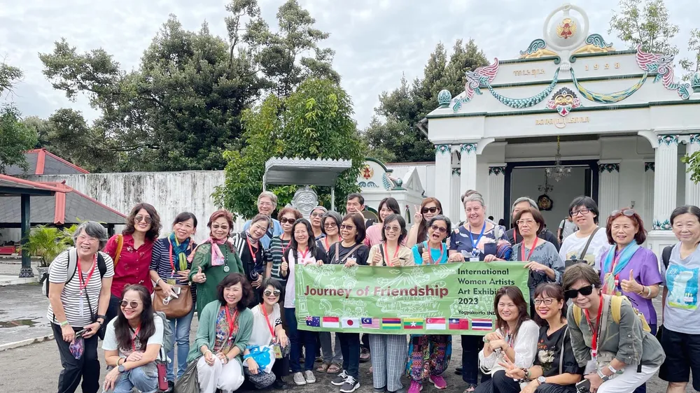 Triển lãm Nghệ thuật Quốc tế Nữ 2023 Journey Of Friendships