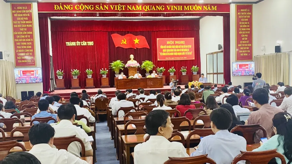 Quang cảnh hội nghị