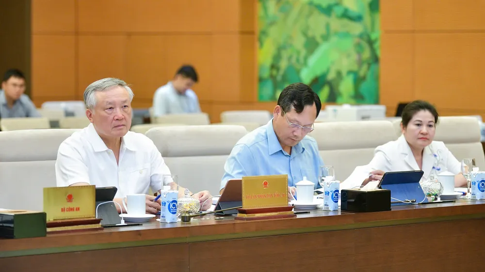 Giảm mức thời gian phạt tù đối với người chưa thành niên phạm tội
