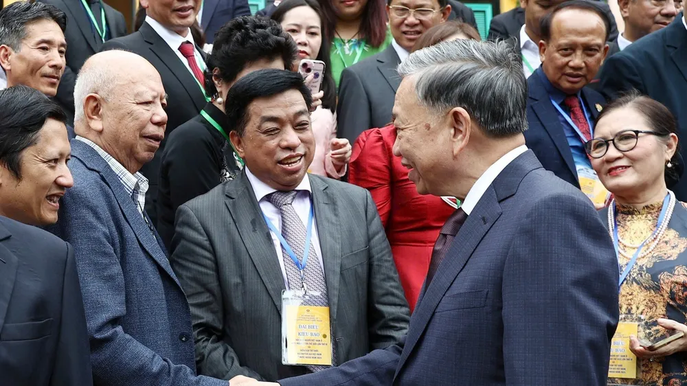 Tổng Bí thư, Chủ tịch nước Tô Lâm gặp mặt đoàn kiều bào tiêu biểu