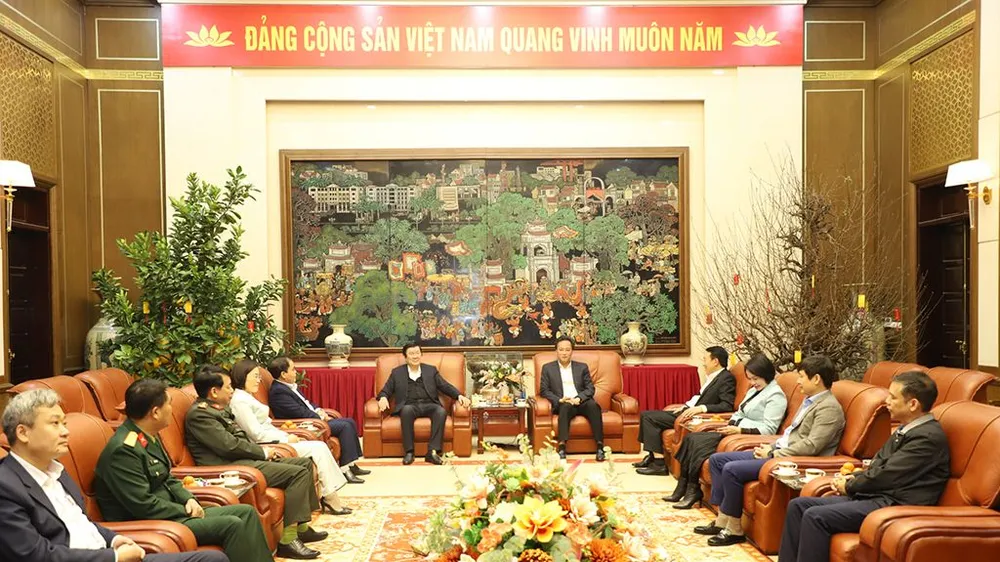 Nguyên Chủ tịch nước Trương Tấn Sang thăm, chúc tết tại tỉnh Hưng Yên