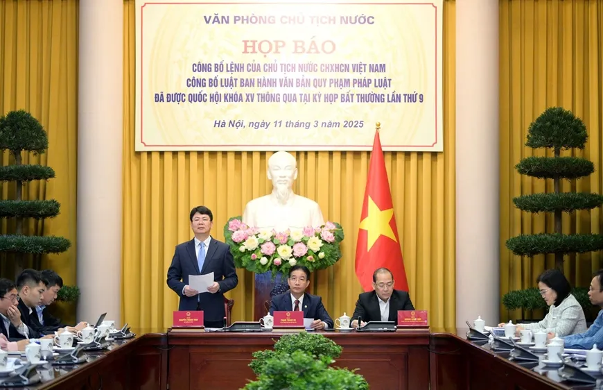 Công bố lệnh của Chủ tịch nước về Luật Ban hành văn bản quy phạm pháp luật