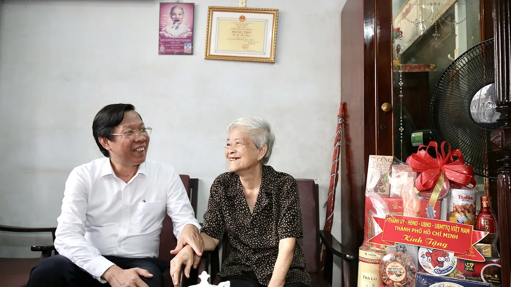 Uống nước nhớ nguồn