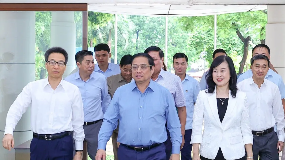 Thủ tướng Phạm Minh Chính và các đại biểu dự hội nghị sáng 21-8. Ảnh: VIẾT CHUNG