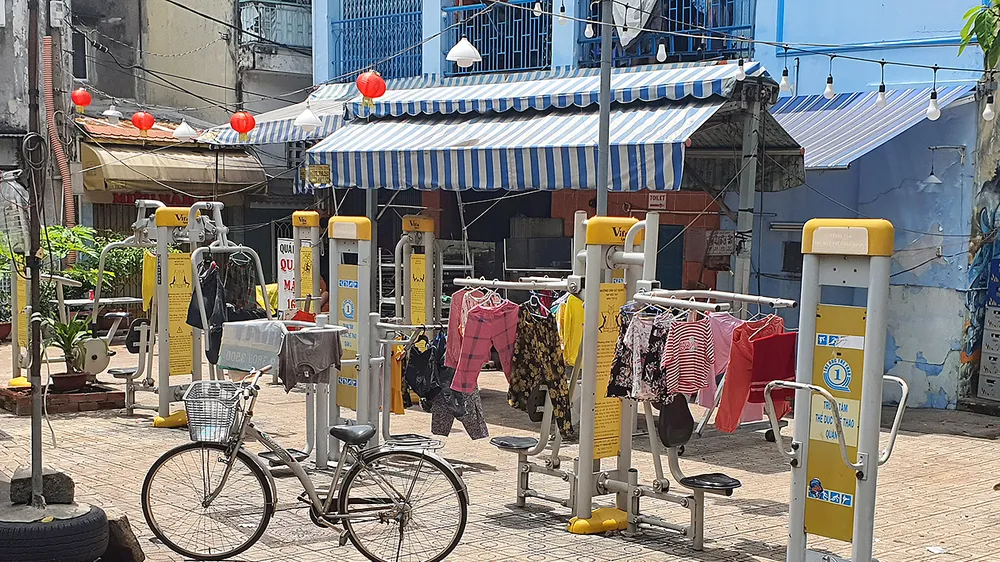 Nơi tập thể dục hay chỗ phơi quần áo?