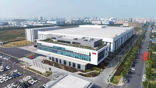 Thụy Sĩ khánh thành siêu nhà máy robot ở Trung Quốc