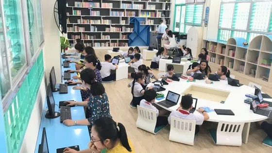 Đẩy mạnh huy động các nguồn lực phát triển giáo dục 