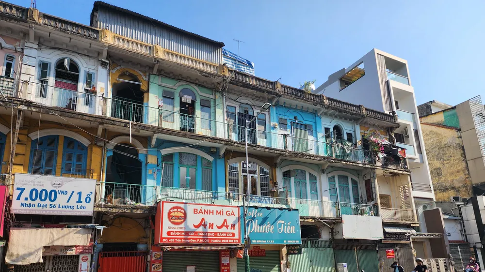 Cư dân chung cư 440 Trần Hưng Đạo đã được di chuyển đến nơi ở mới