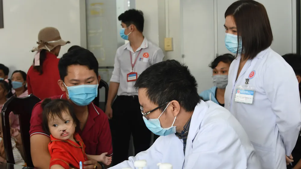 Đồng hành cùng trẻ em khó khăn