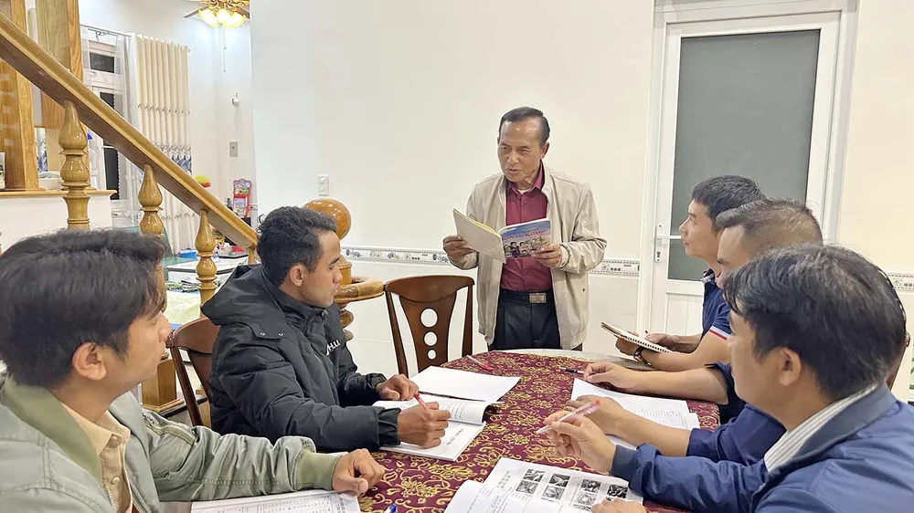 Già làng giữ tiếng K’Ho