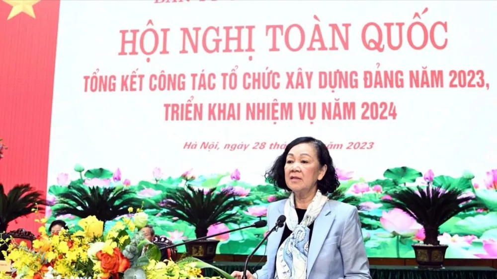 Quy trình, quy định là quan trọng nhưng không được lạm quyền