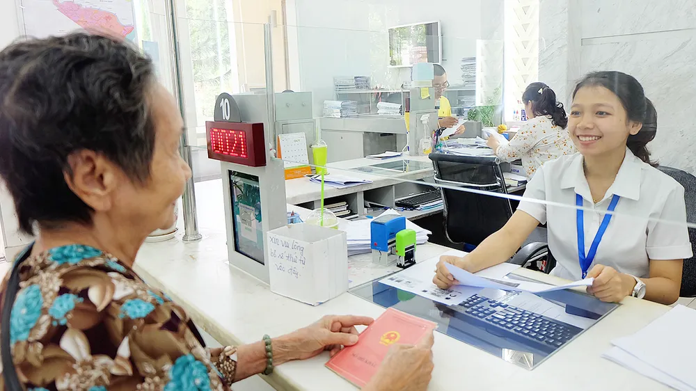 Kiến nghị giao quyền tự chủ, tự quyết số lượng biên chế cho TPHCM