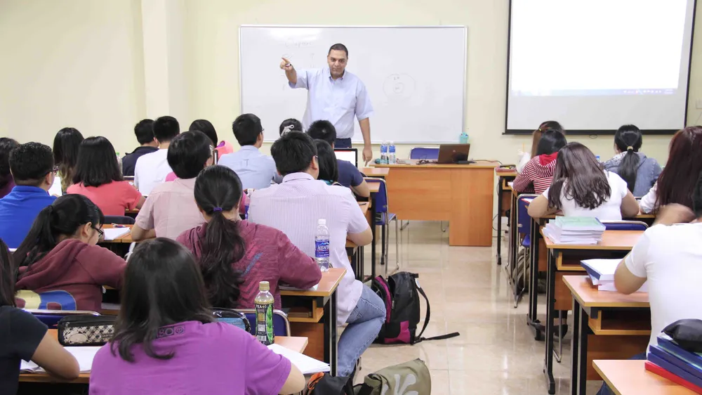 Giảng viên nước ngoài giảng dạy tại Trường ĐH Tài chính Marketing TPHCM 
