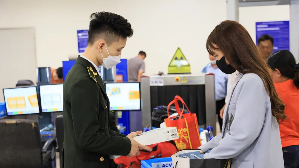 Tiếp tục đẩy mạnh chuyển đổi số trong lĩnh vực hải quan