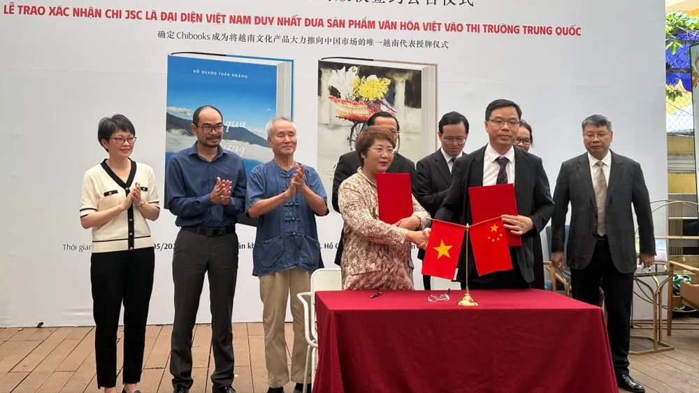 Chính thức đưa tủ sách Văn hóa Việt xuất bản sang Trung Quốc