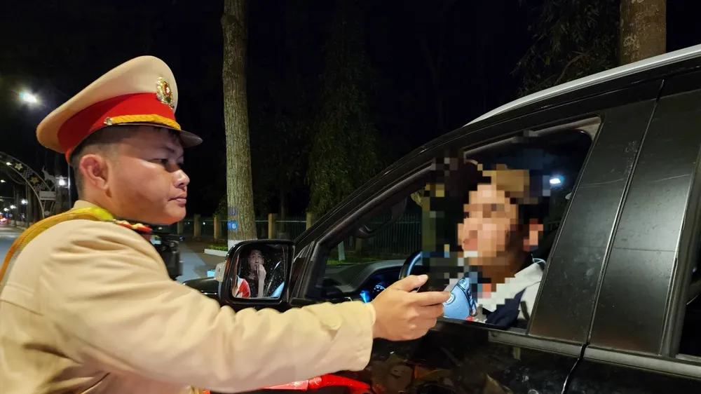 Đã uống rượu bia - Không lái xe