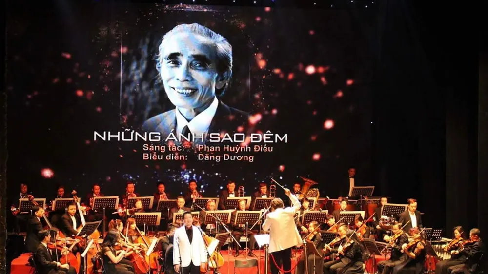 Đêm nghệ thuật Phan Huỳnh Điểu - Tình yêu ở lại