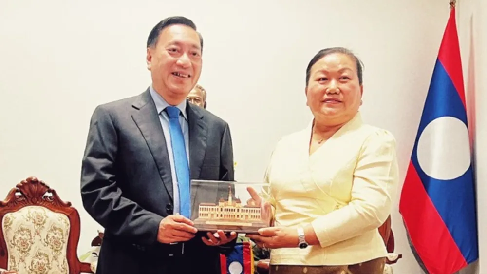 TPHCM và thủ đô Vientiane, Lào tăng cường hợp tác phát triển du lịch, nông nghiệp
