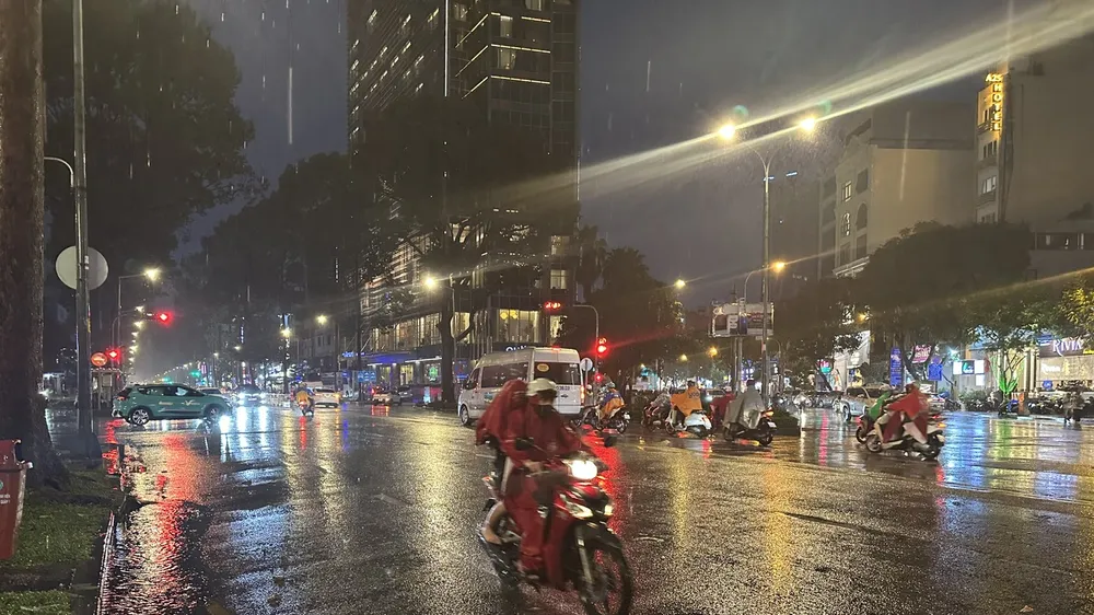 Theo Trung tâm Dự báo khí tượng thủy văn quốc gia, chiều và tối 28-12, Nam bộ có mưa