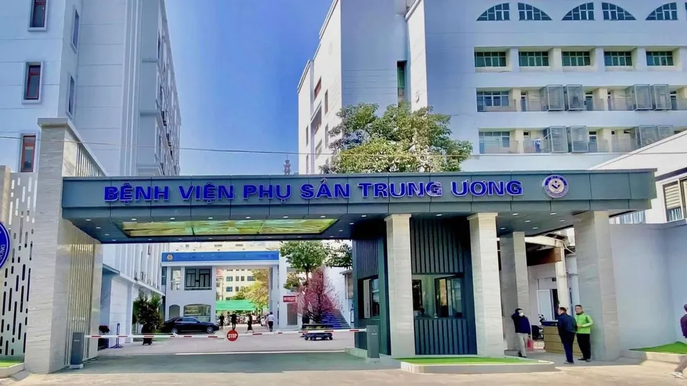 Bệnh viện Phụ sản Trung ương sẽ xử lý nghiêm nhân viên có thái độ thờ ơ, tắc trách