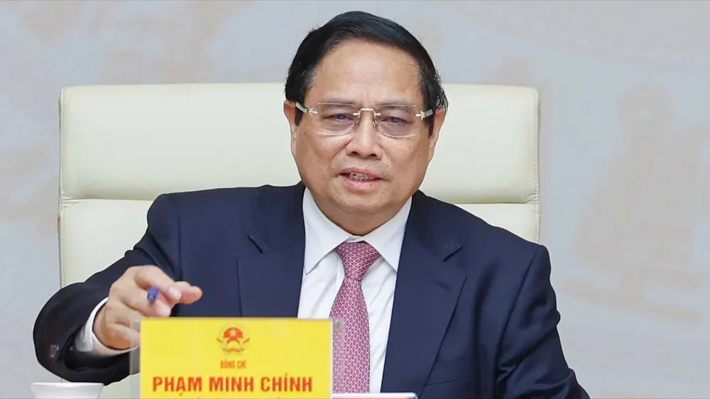 Thủ tướng: Bảo đảm mục tiêu tăng trưởng GDP năm 2025 đạt 8% trở lên