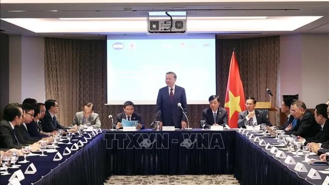 Tổng Bí thư gặp mặt thành viên Mạng lưới Đổi mới sáng tạo Việt Nam tại Hàn Quốc