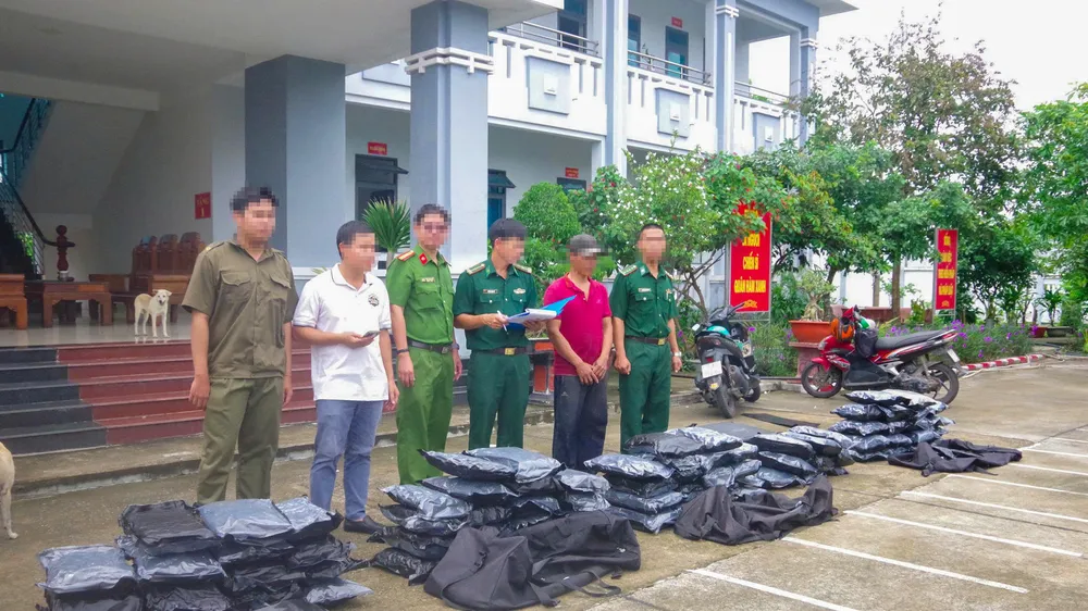 Ngư dân Bình Châu phát hiện 81kg cần sa trôi dạt trên biển