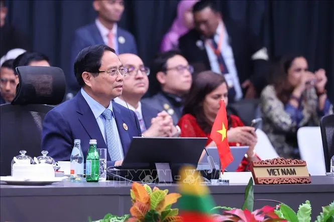 Thủ tướng Phạm Minh Chính tham dự Phiên toàn thể Hội nghị Cấp cao ASEAN lần thứ 47 và Lễ trao Nghị định thư thứ hai sửa đổi Hiệp định Thương mại Hàng hóa ASEAN (ATIGA). Ảnh: TTXVN