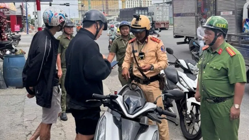 Phường Thuận Giao (TPHCM): Ra quân đợt cao điểm xử lý vi phạm giao thông 