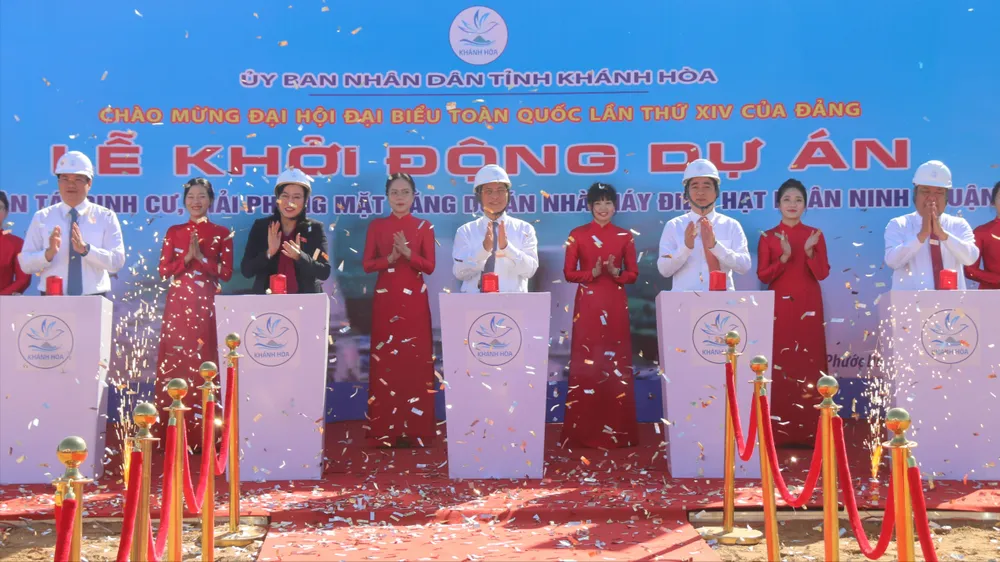 Phó Thủ tướng Bùi Thanh Sơn dự lễ khởi động dự án Di dân, tái định cư, giải phóng mặt bằng Nhà máy điện hạt nhân Ninh Thuận 1