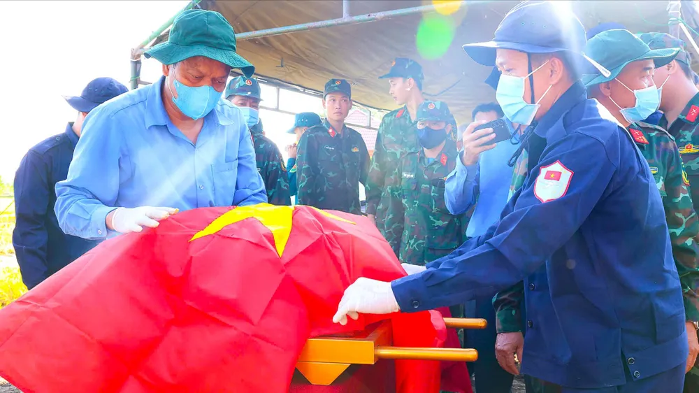 Cần Thơ: Khai quật bộ hài cốt liệt sĩ được cho là nữ du kích Nguyễn Thị Út 