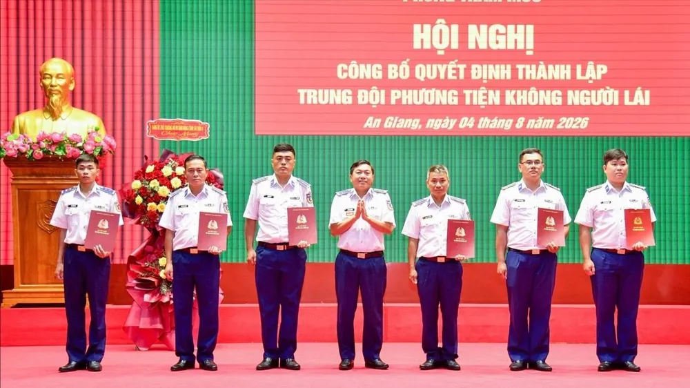 Vùng Cảnh sát biển 4 thành lập Trung đội phương tiện không người lái