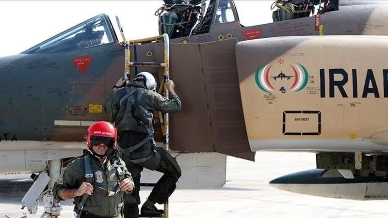 Qatar bác thông tin bắt giữ 3 phi công Iran 