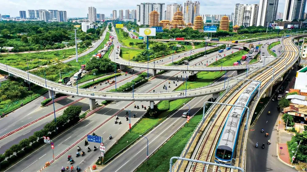 TPHCM nghiên cứu huy động nguồn lực từ quỹ đất gắn với phát triển hạ tầng giao thông