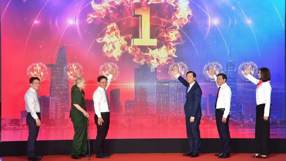 Công nghệ VR đưa người dân TPHCM đến Quảng trường Ba Đình nghe Bác Hồ đọc Tuyên ngôn Độc lập