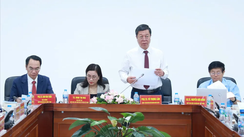 Hội thảo khoa học quốc gia “Xã hội số: Những vấn đề lý luận và thực tiễn”. HÀ THU