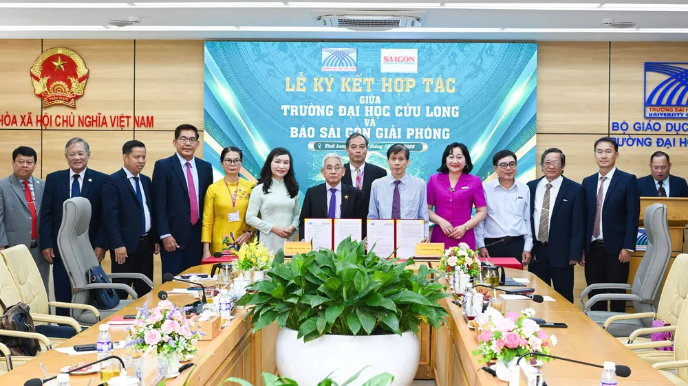 Báo Sài Gòn Giải Phóng và Trường Đại học Cửu Long ký kết hợp tác toàn diện