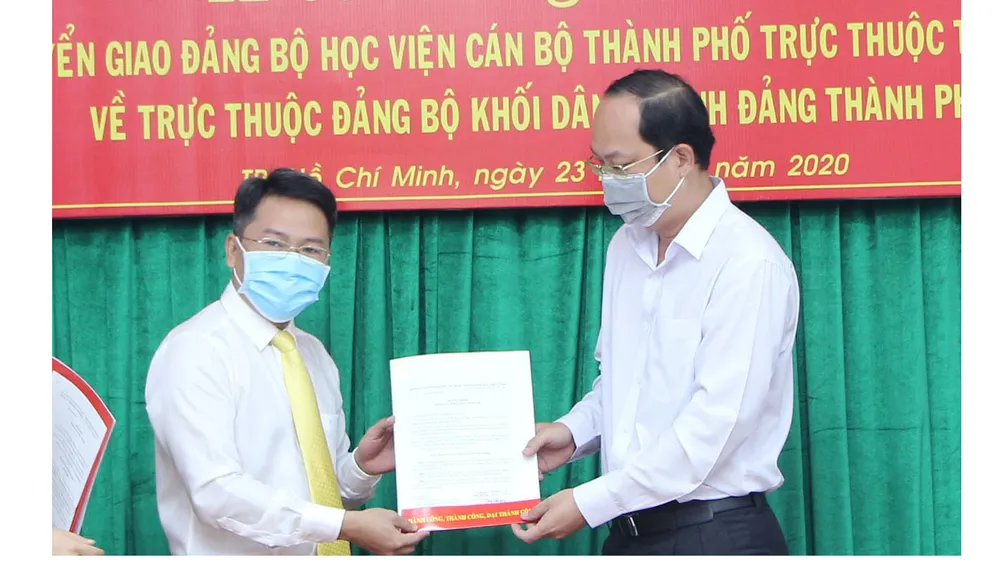 Chuyển giao Đảng bộ Học viện Cán bộ TP về Đảng bộ Khối Dân - Chính - Đảng