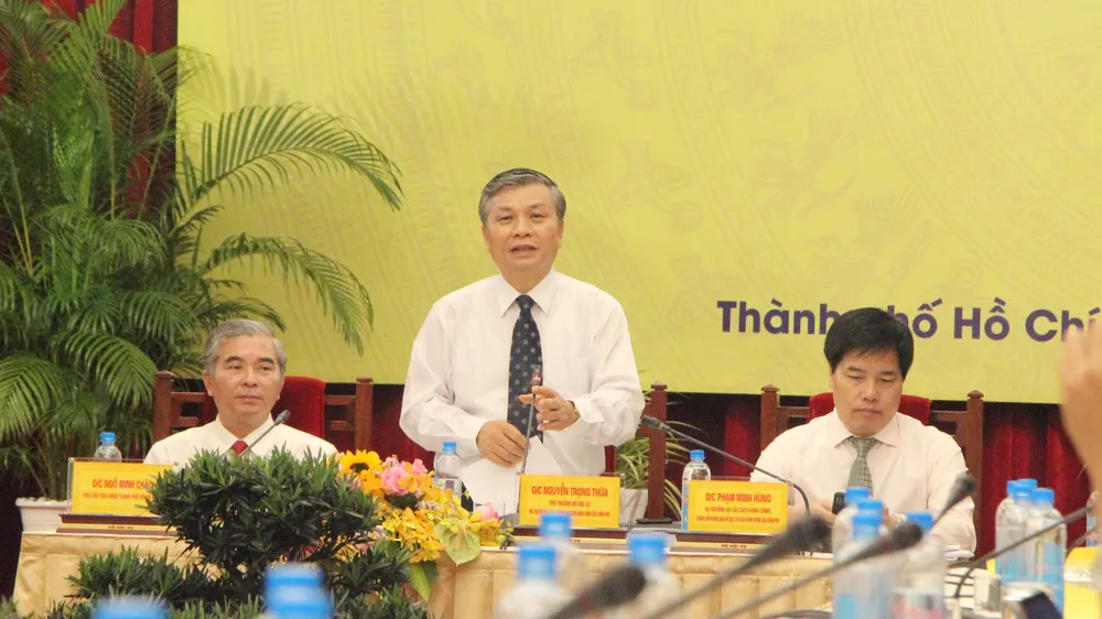10 năm cải cách hành chính: Nhiều kết quả tích cực nhưng vẫn còn nhũng nhiễu, phiền hà