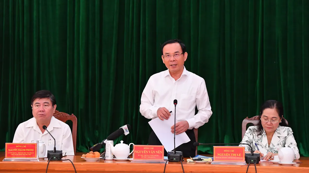 Bí thư Thành ủy TPHCM Nguyễn Văn Nên: “Giải quyết công việc trôi chảy phục vụ người dân“